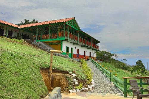 Exterior view, Finca Hotel Isla del Encanto in Támesis