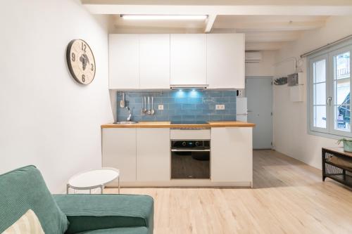 Apartment Pontevedra 20m from the beach, Barcelona (photo 7)