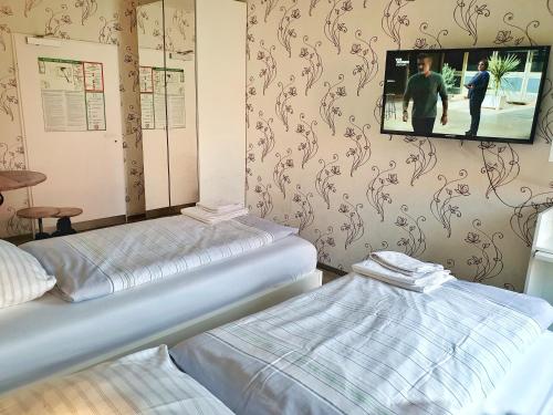 Aparthotel B & L - image 11