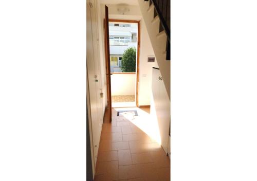 Apartment image 10