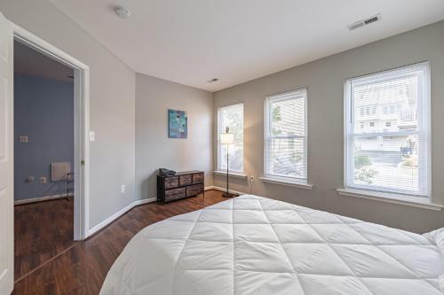 LUX Gorgeous 3BR Townhome in Washington DC in Washington, USA