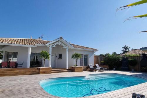 Maison proche Océan avec piscine - Location, gîte - Saint-Médard-en-Jalles