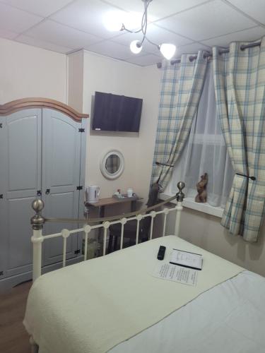 Double Room image 5
