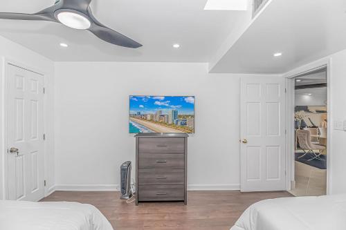 Breathtaking Penthouse At Holiday Towers! Stunning Views! Breathtaking Penthouse At Holiday Towers! Stunning Views!