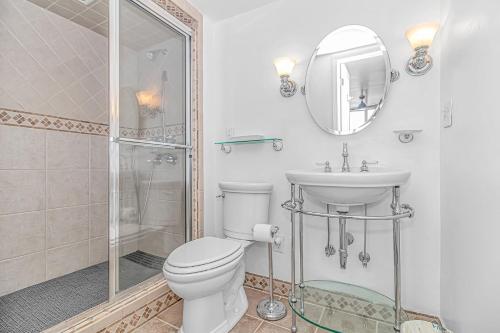 Breathtaking Penthouse At Holiday Towers! Stunning Views! Breathtaking Penthouse At Holiday Towers! Stunning Views!