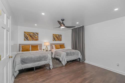 Breathtaking Penthouse At Holiday Towers! Stunning Views! Breathtaking Penthouse At Holiday Towers! Stunning Views!