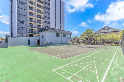 Breathtaking Penthouse At Holiday Towers! Stunning Views! Breathtaking Penthouse At Holiday Towers! Stunning Views!