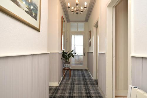 Зовнішній вигляд готелю, Janeville Holiday Apartment in Лохгілпхед