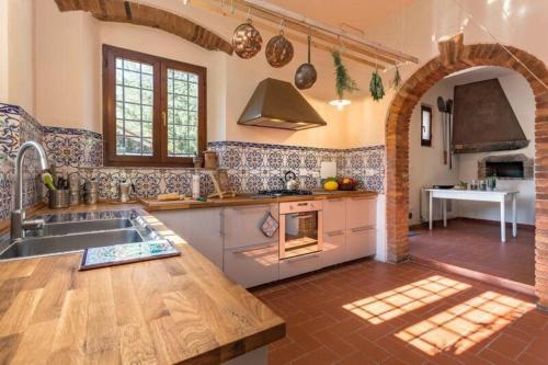 Ferienhaus mit Privatpool für 10 Personen ca 300 qm in Terranuova Bracciolini, Toskana Provinz Arezzo