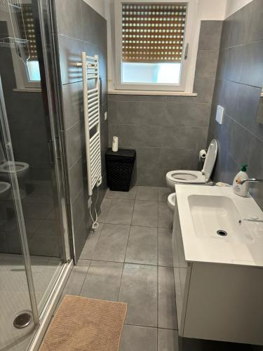 Homes in Ancona CCA23 Rooms