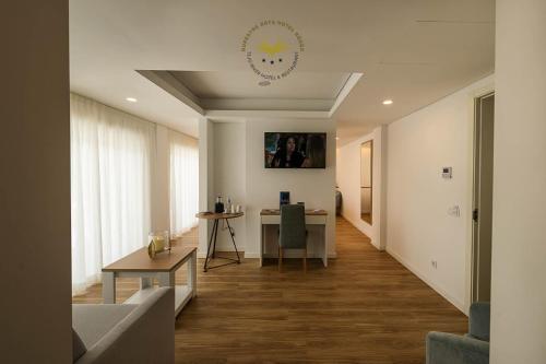 ห้องส่วนกลางสำหรับนั่งเล่น/ดูทีวี, Rupestre Arts Hotel Ródão (Rupestre Arts Hotel Rodao) in วีลา เวลยา เด โรเดา