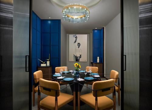 Restaurant, Hyatt Centric Hebbal Bengaluru in Kempanahalli