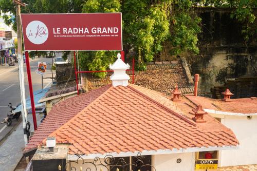 Le Radha Grand