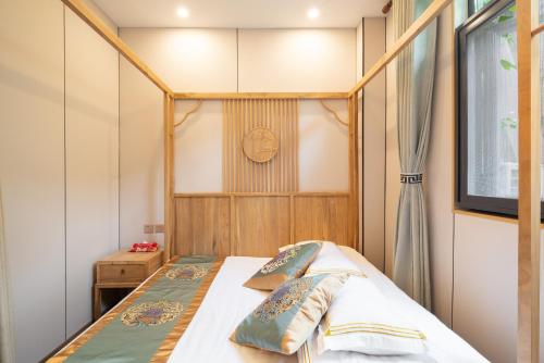 Rong Hotel - Beijing Nanluoguxiang Branch Rong Hotel - Beijing Nanluoguxiang Branch