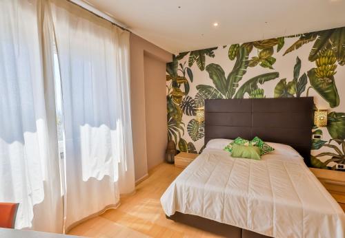 Superior Double or Twin Room image 7