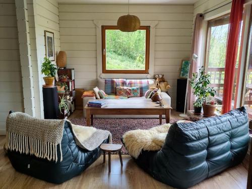 Cosy bright wooden house in Ariege mountains