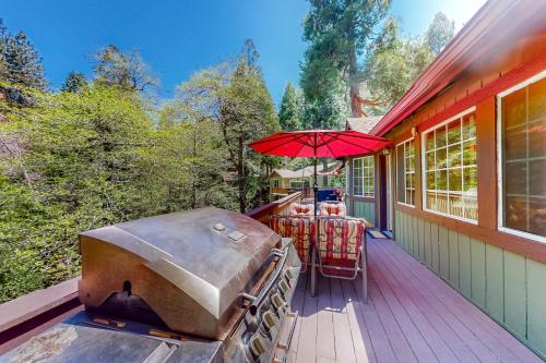 Creekside Cabin