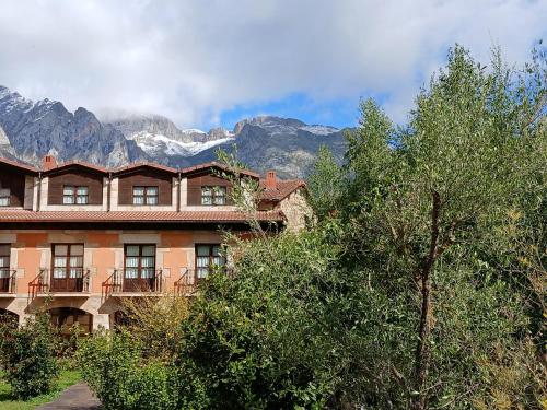 Picos de Europa Suites and Rooms