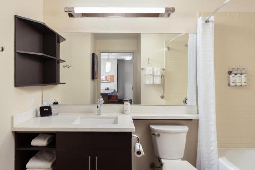 2 double beds