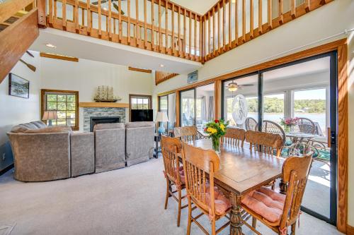 Scenic Port Haywood Gem with Waterfront Views! in Onemo, USA