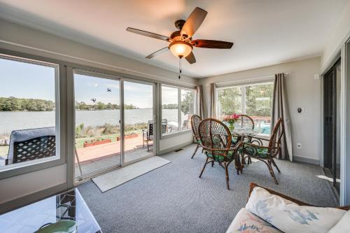 Scenic Port Haywood Gem with Waterfront Views! in Onemo, USA