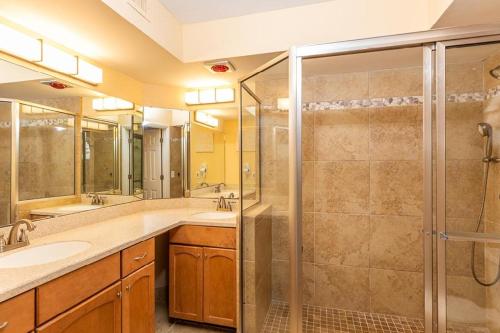 Shipwatch 222D by Wild Dunes, Oceanfront Condo in Isle of Palms, USA