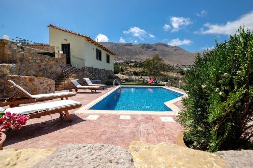 Extraordinary Platanias Villa | Villa Chi - Chi | 1 Bedroom | Private Pool with Shower and Breathtaking Mountain Views | Afrata Chania