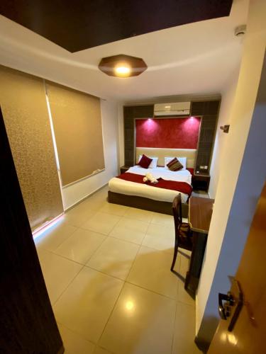 hotel photo