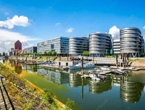 OnThePoint, Erdgeschoss, Abstellplatz für Fahrräder, City und Innenhafen 5 Gehminuten!!! in Duisburg, Deutschland