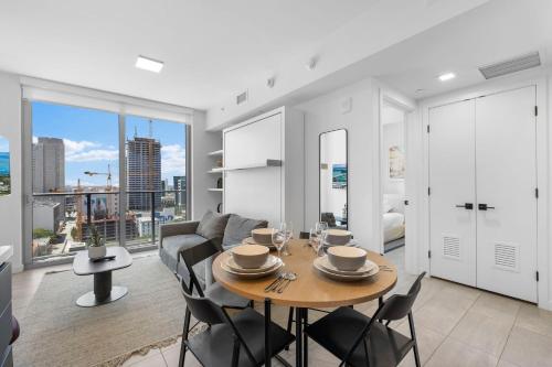 Luxury Condo with City Views in Downtown Miami in Miami, USA