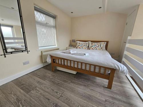 1 Bed House Luton town center