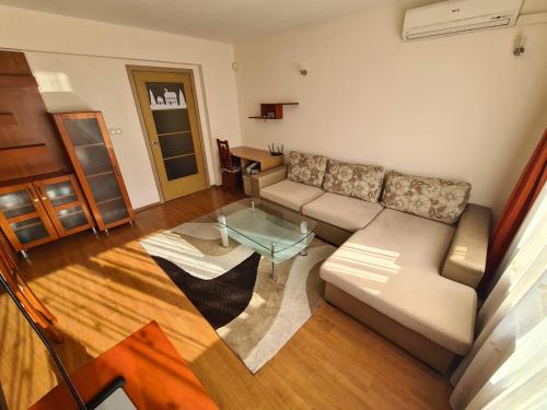 Spacious 2 Bedroom Apartment, Sofía (foto 4)