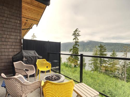 Handsome Dan's Vacation Cottage Rentals in Port Renfrew, Canada
