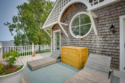 Bay Home in Annapolis with Private Dock