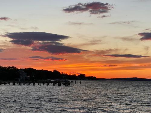 Bay Home in Annapolis with Private Dock