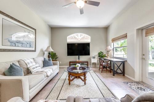 Pet-Friendly Florida Home with Patio and Gas Grill! in Eden, USA