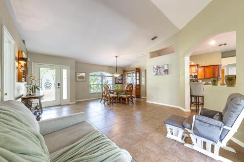 Pet-Friendly Florida Home with Patio and Gas Grill! in Eden, USA
