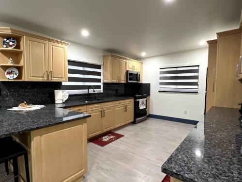 Facilities, Renovated Villa Resort style pool, BBQ & Ping Pong patio in Westwood Lakes