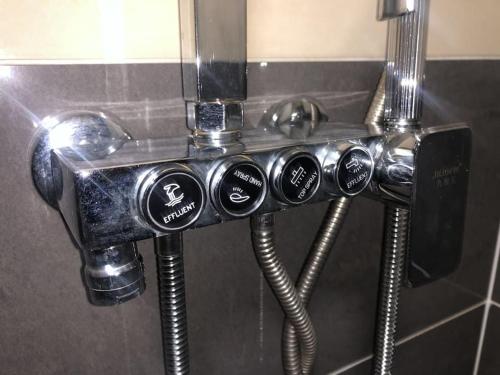 Entire 2 bed 1 bath apartment Birmingham city centre UK, Бирмингем (фото 9)