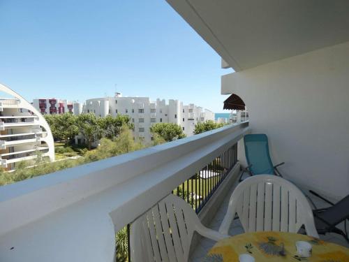Agréable studio cabine proche plage, verdure et commerces, parking privé, pour 4 personnes - FR-1-328-252