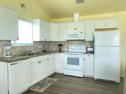 Horizon Cottage #5 in Rockport, USA