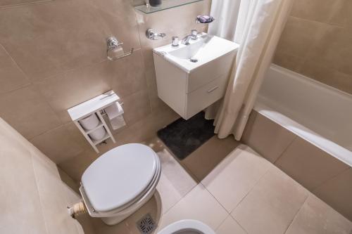 One-Bedroom Apartment image 10