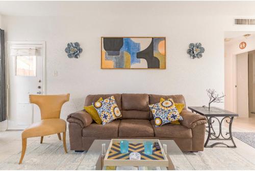 1 Bedroom apt,Medical Center, ALL BILLS INCLUDED in Houston, USA