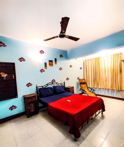 The BEACH APARTMENTS
