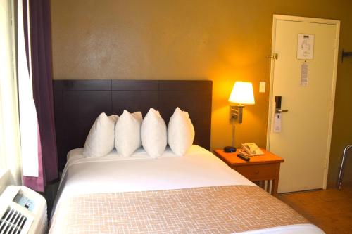 SF Central Hotel - image 3