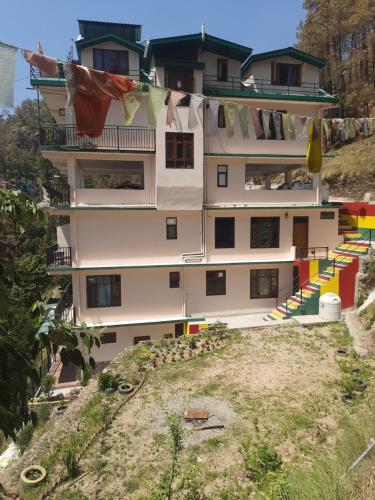 Aagaman Woods Holiday Homes