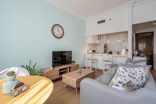 Newly renovated cosy studio, Dubaj (fotografie 4)