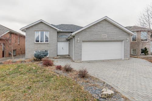 Beautiful 3 bedroom unit Beautiful 3 bedroom unit