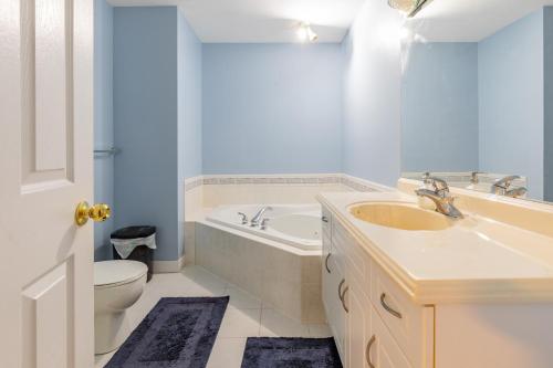 Beautiful 3 bedroom unit Beautiful 3 bedroom unit