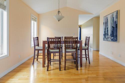 Beautiful 3 bedroom unit Beautiful 3 bedroom unit